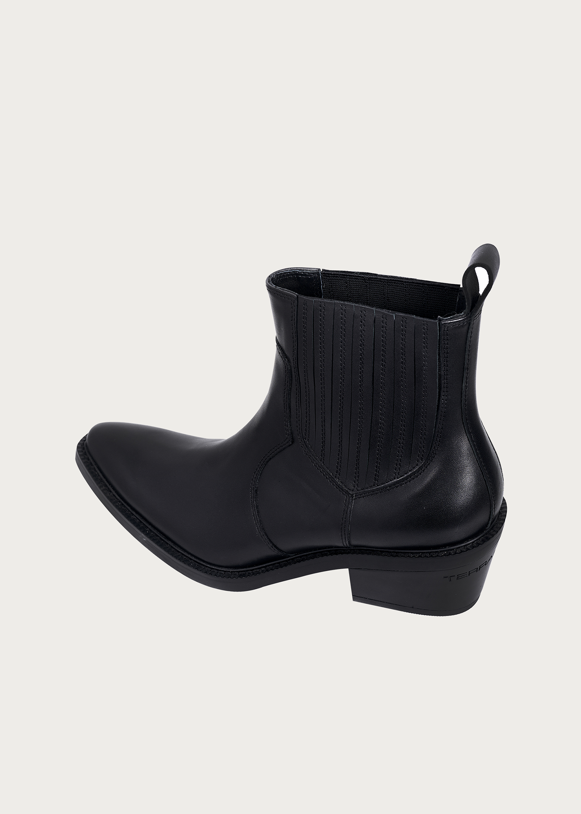 Pointed-Toe Calfskin Chelsea Boots Obsidian Black