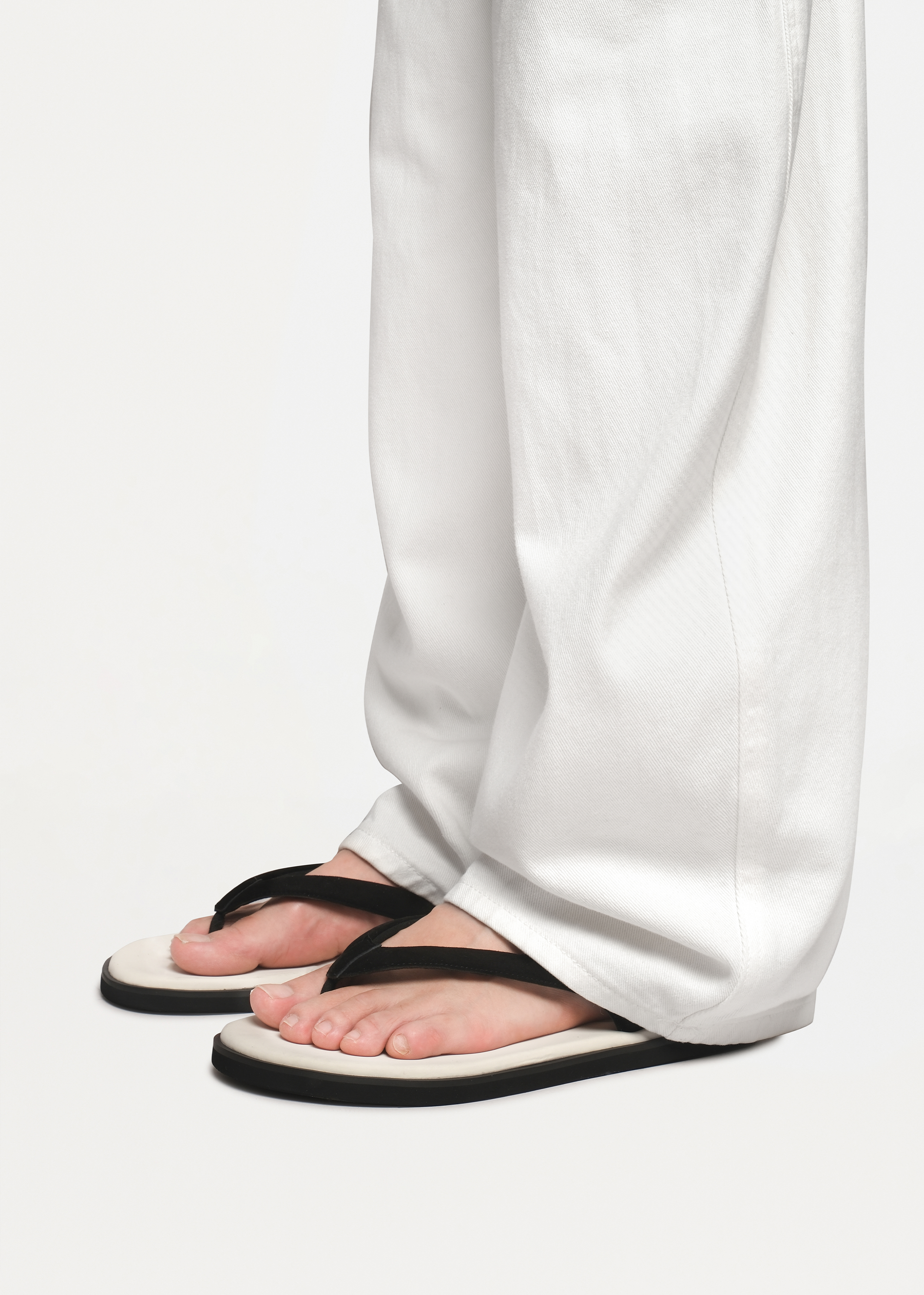 TerraHome Flip-Flops White