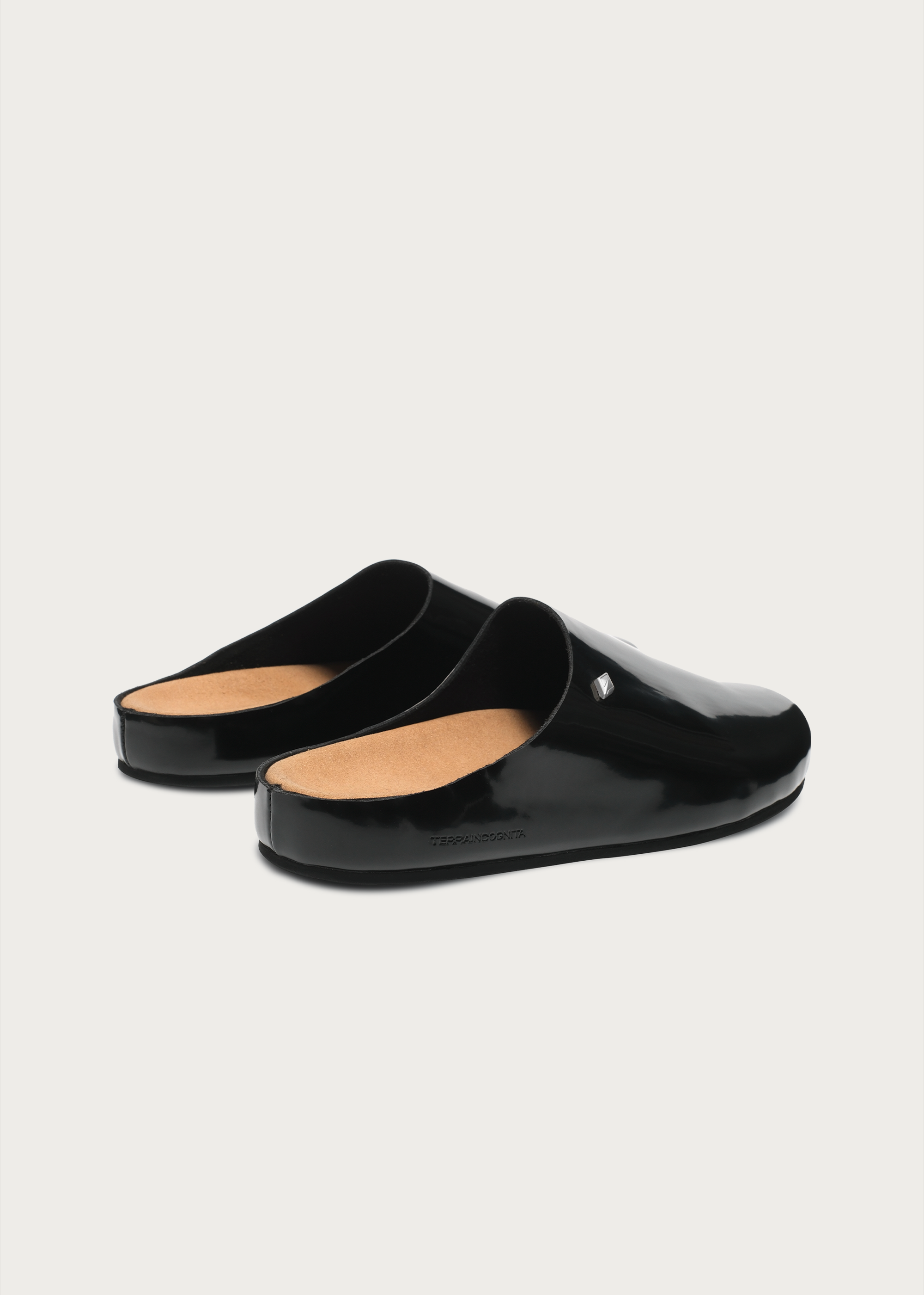 Star Emblem 3.0 Clogs Glossy Black