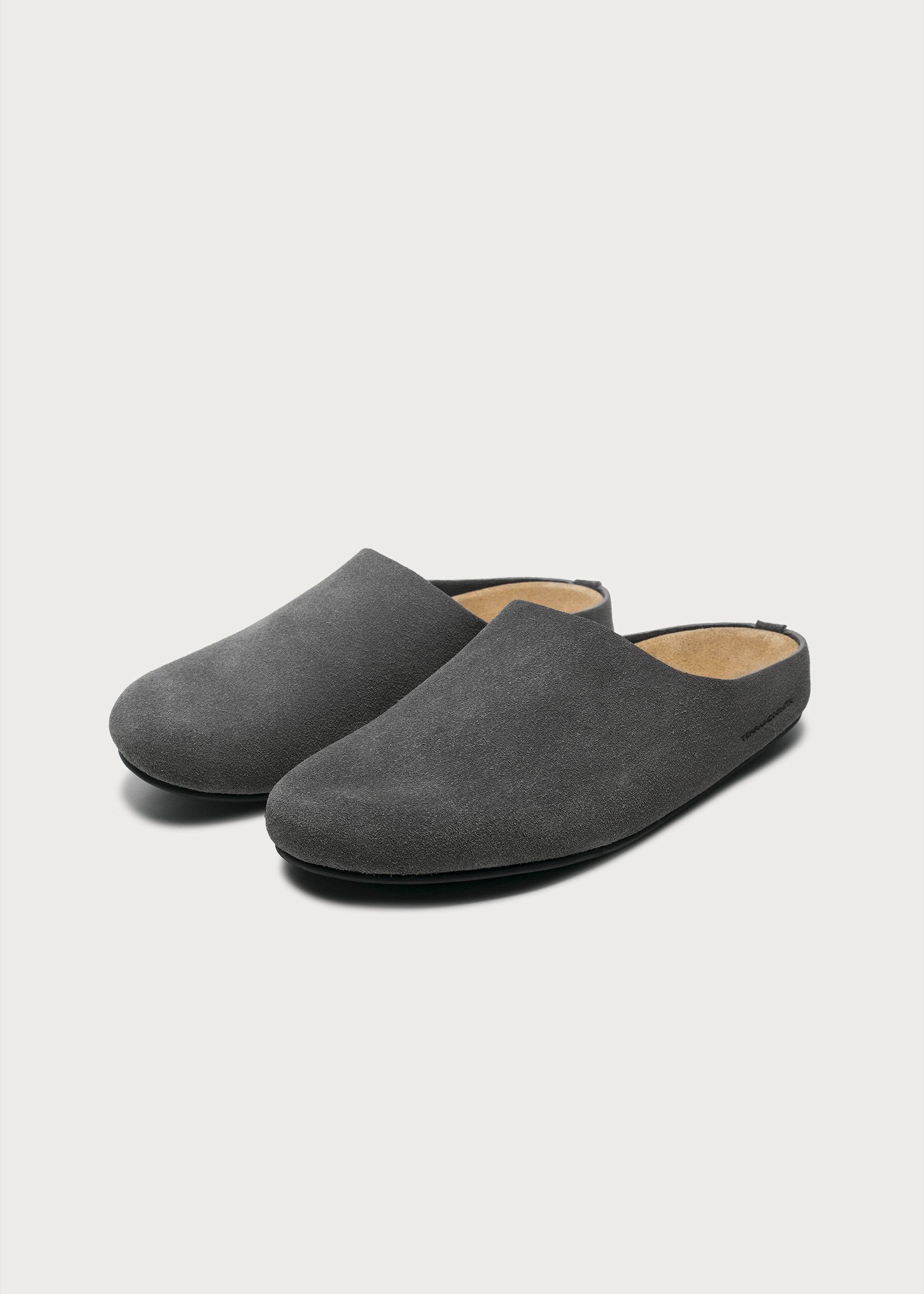 Cloud-Feel Suede Clogs Smog Gray