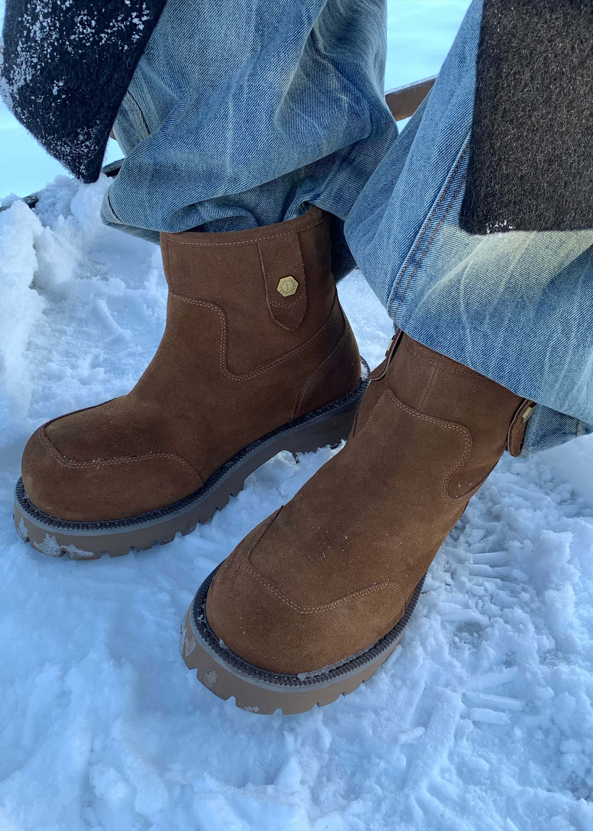 Fleece Mid-Top Snow Boots Light Coffee Brown