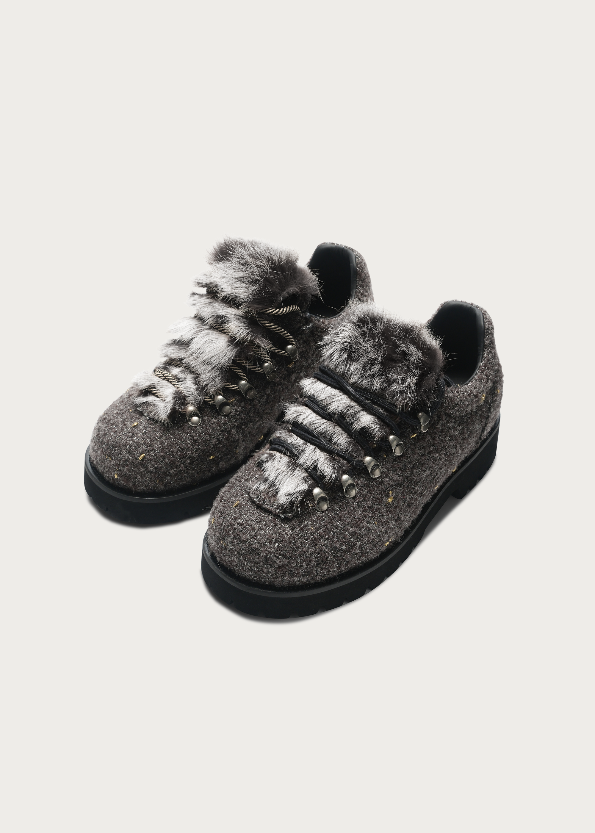 Outdoor-Inspired Wool Shoes Gray