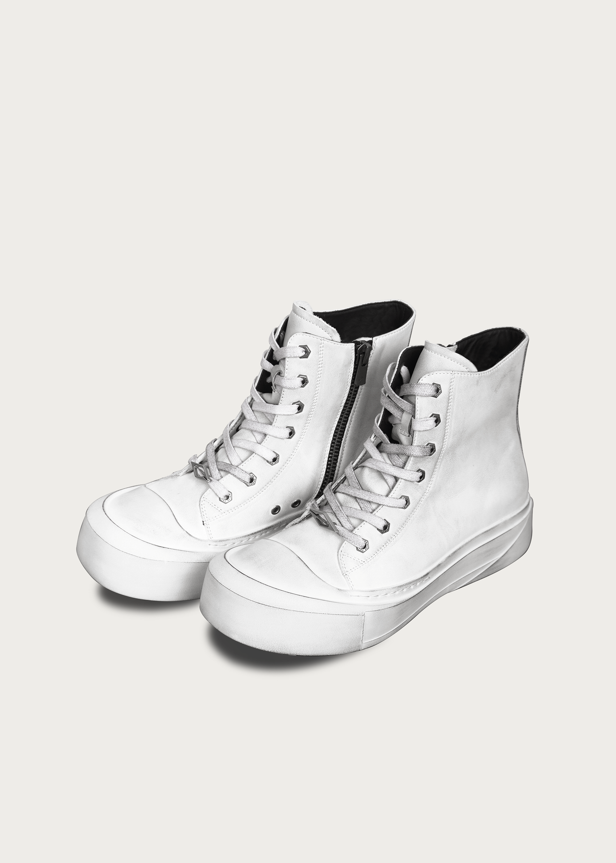 Lake Moon Skateboard Shoes Dirty White