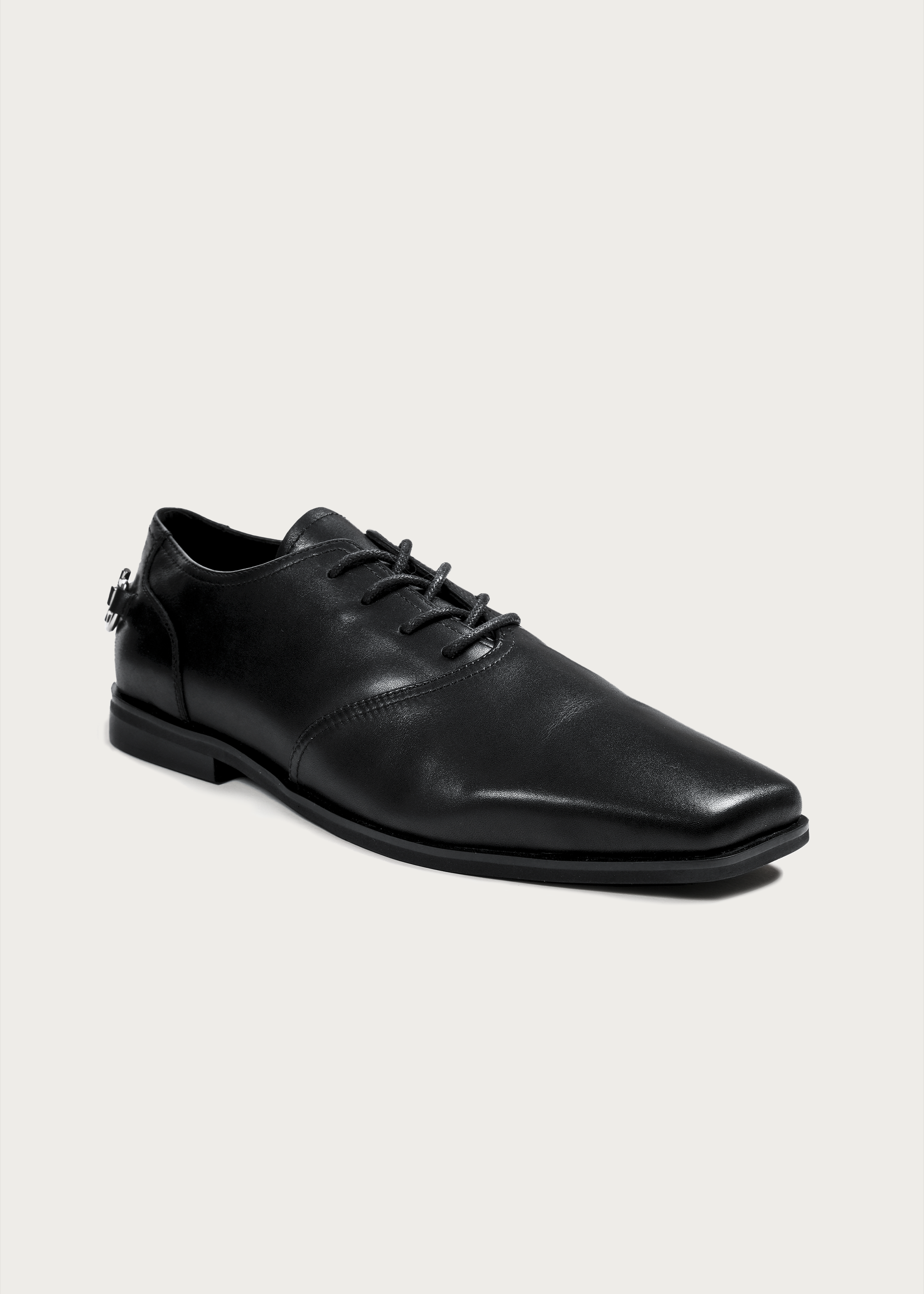 Metal-buckle Derby shoes Black