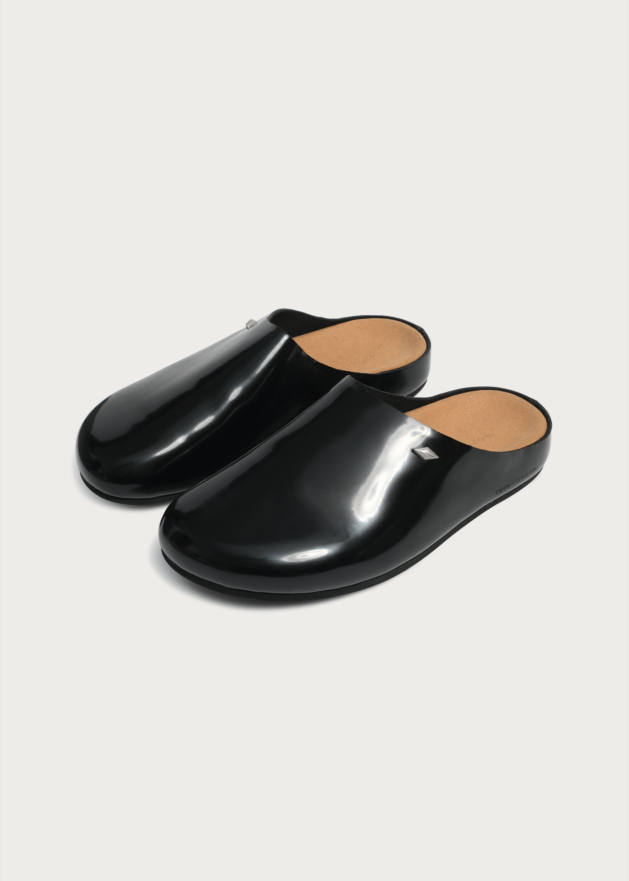 Star Emblem 3.0 Clogs Glossy Black