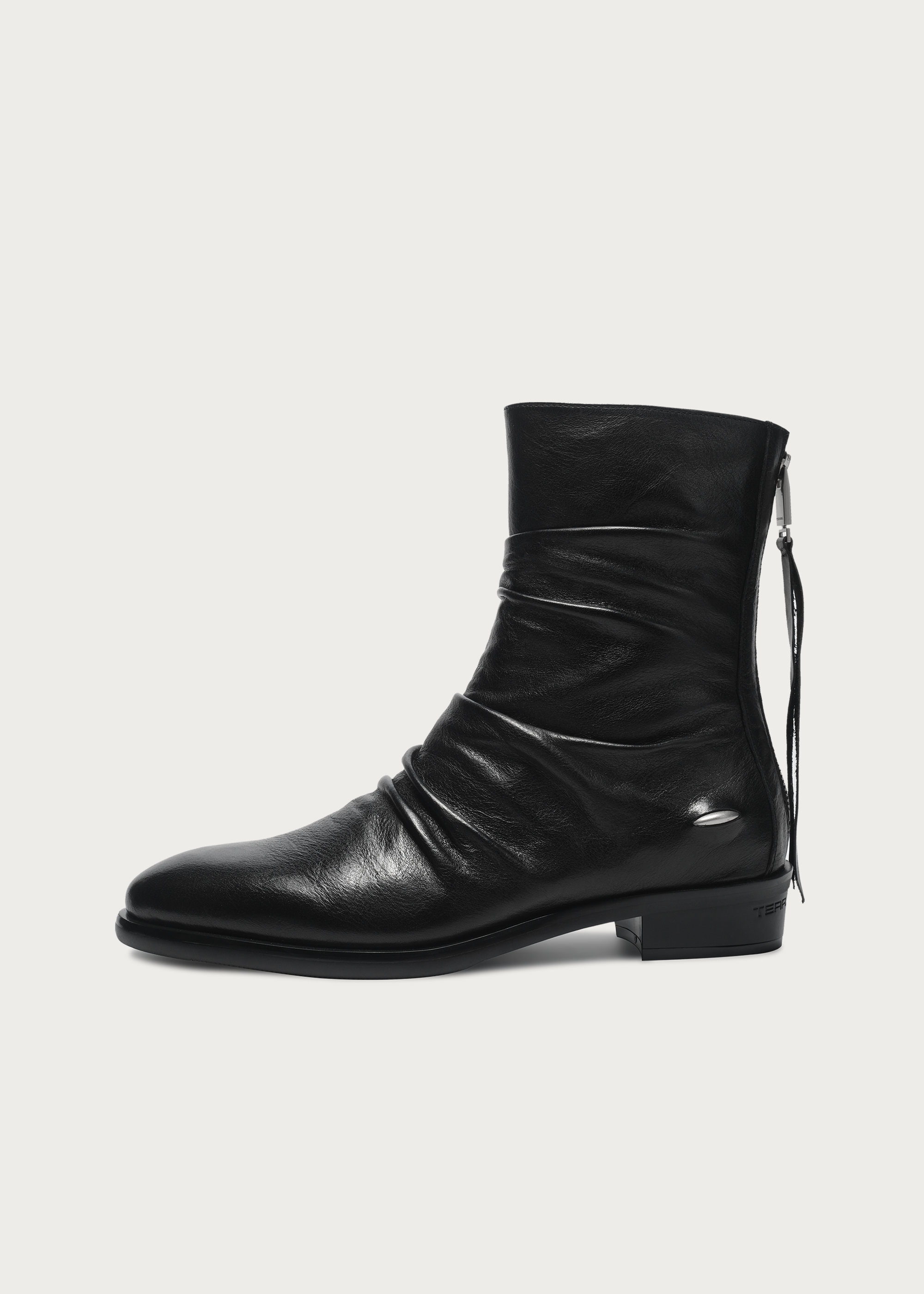 Wrinkle full-grain horsehide ankle boots front view