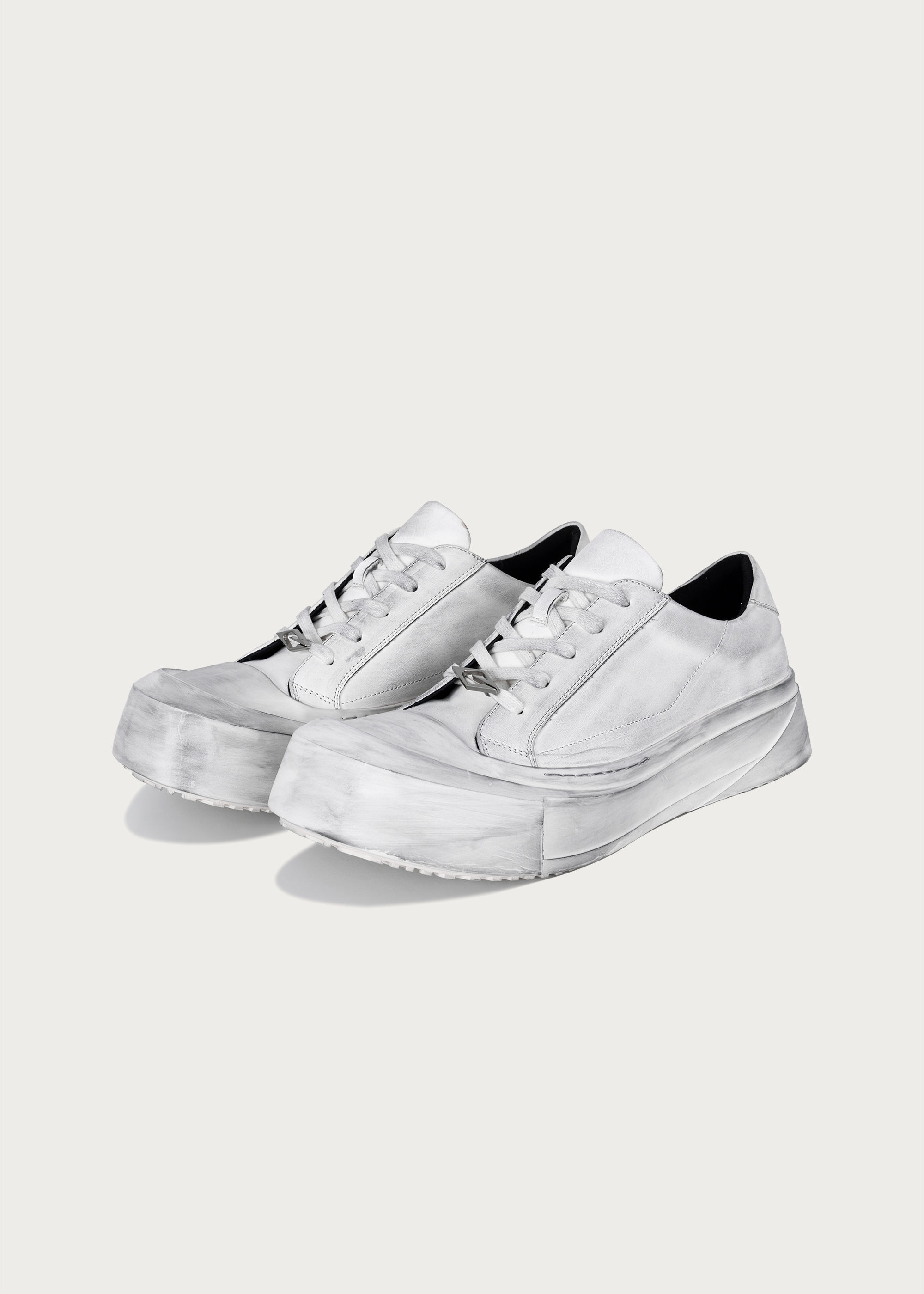 Lake Moon Skateboard Shoes Dirty White