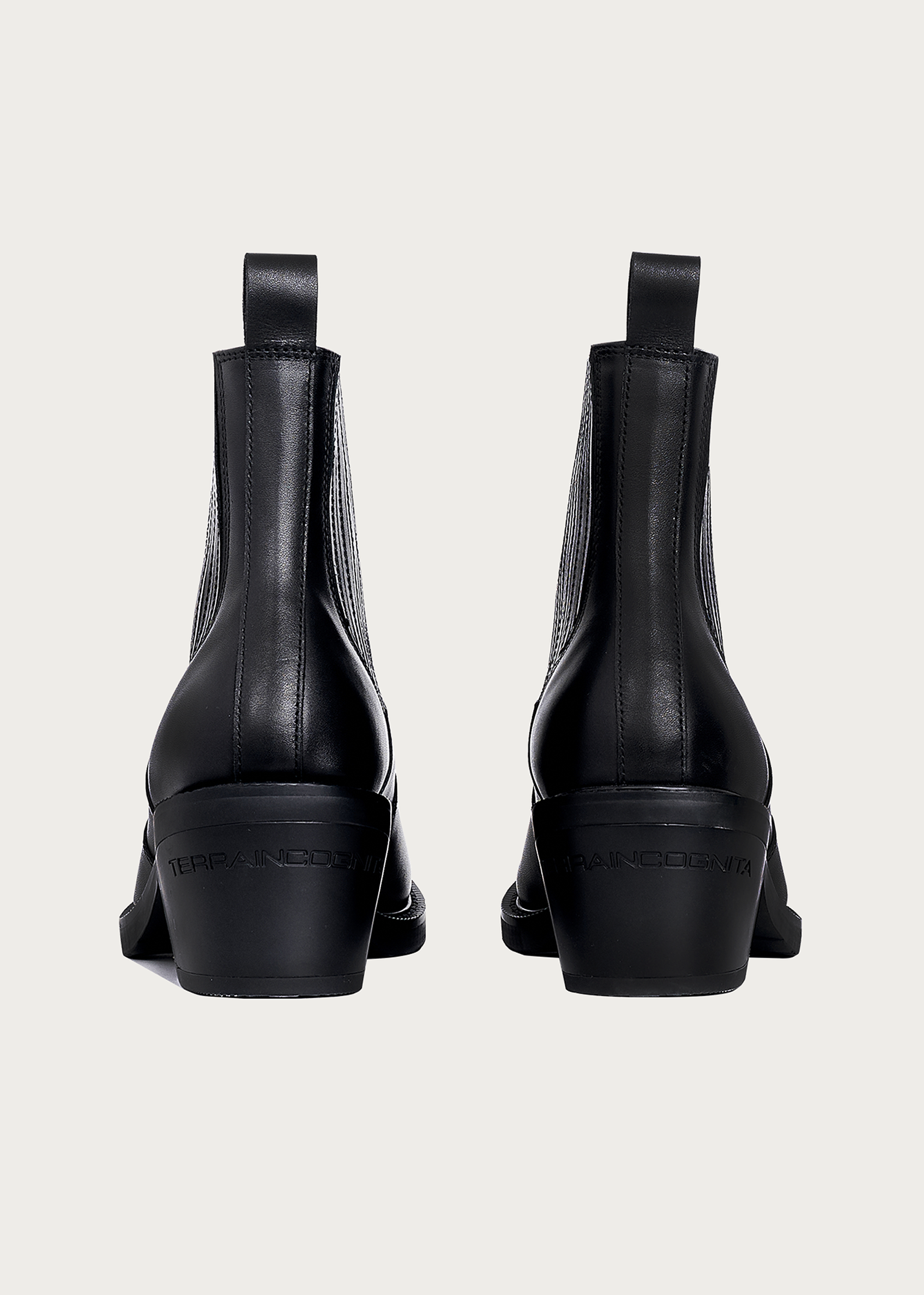 Pointed-Toe Calfskin Chelsea Boots Obsidian Black