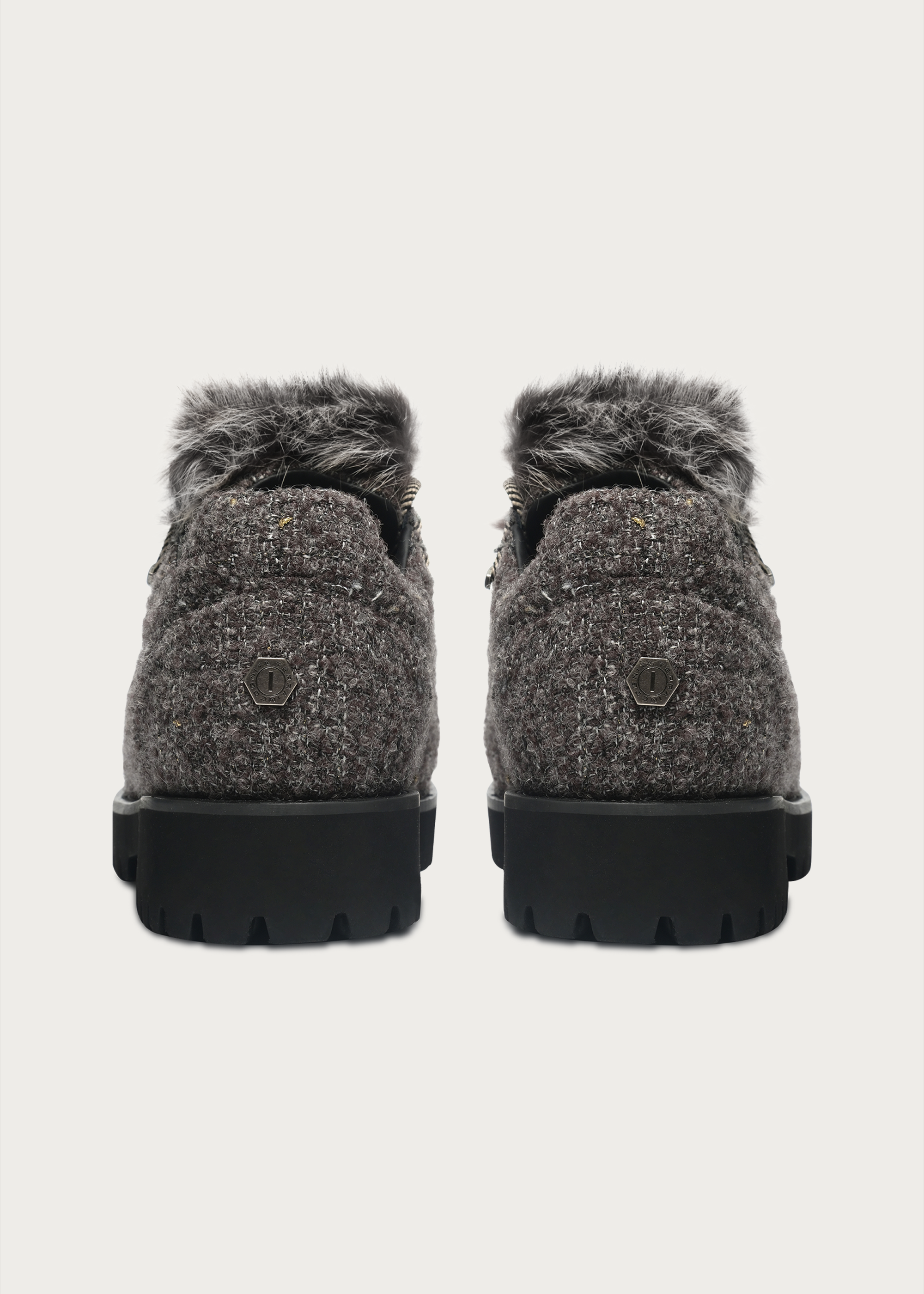 Outdoor-Inspired Wool Shoes Gray