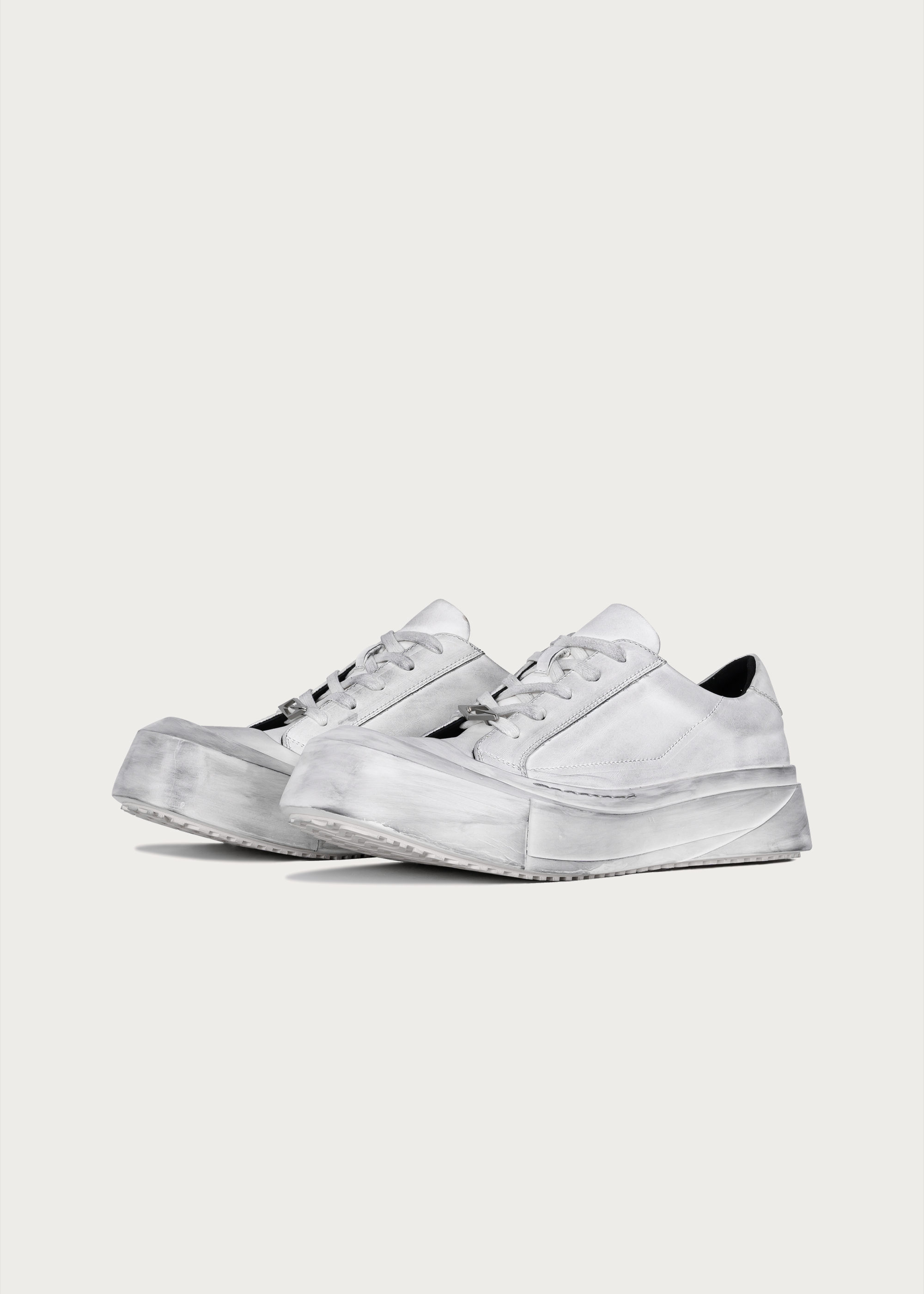 Lake Moon Skateboard Shoes Dirty White