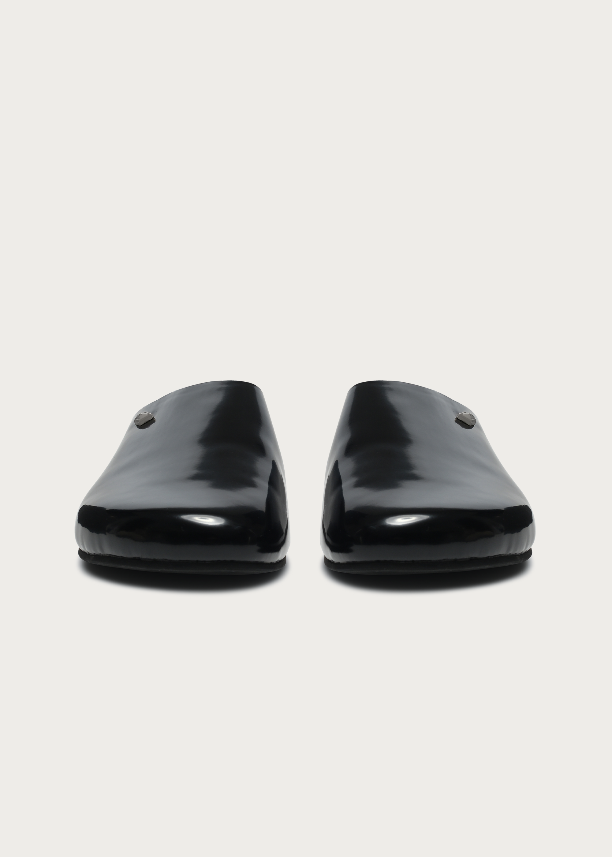 Star Emblem 3.0 Clogs Glossy Black