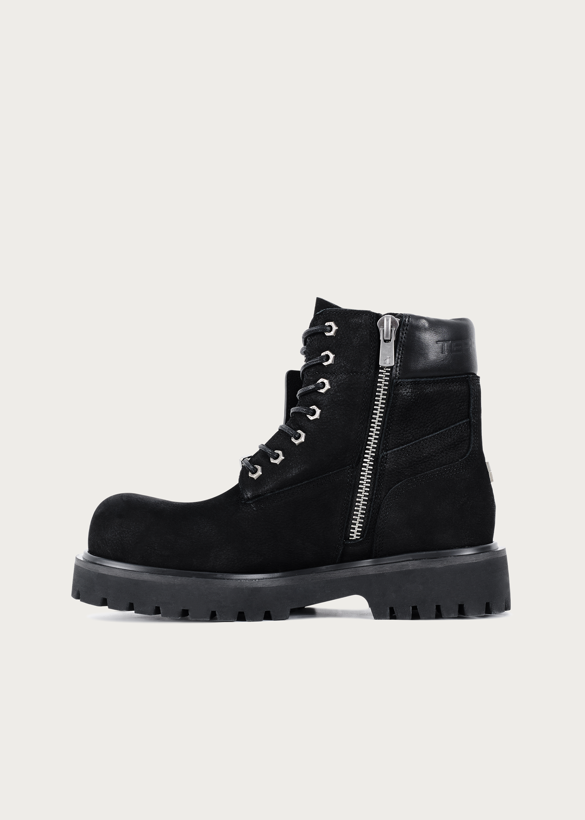 Cowhide Workwear Boots Black front view