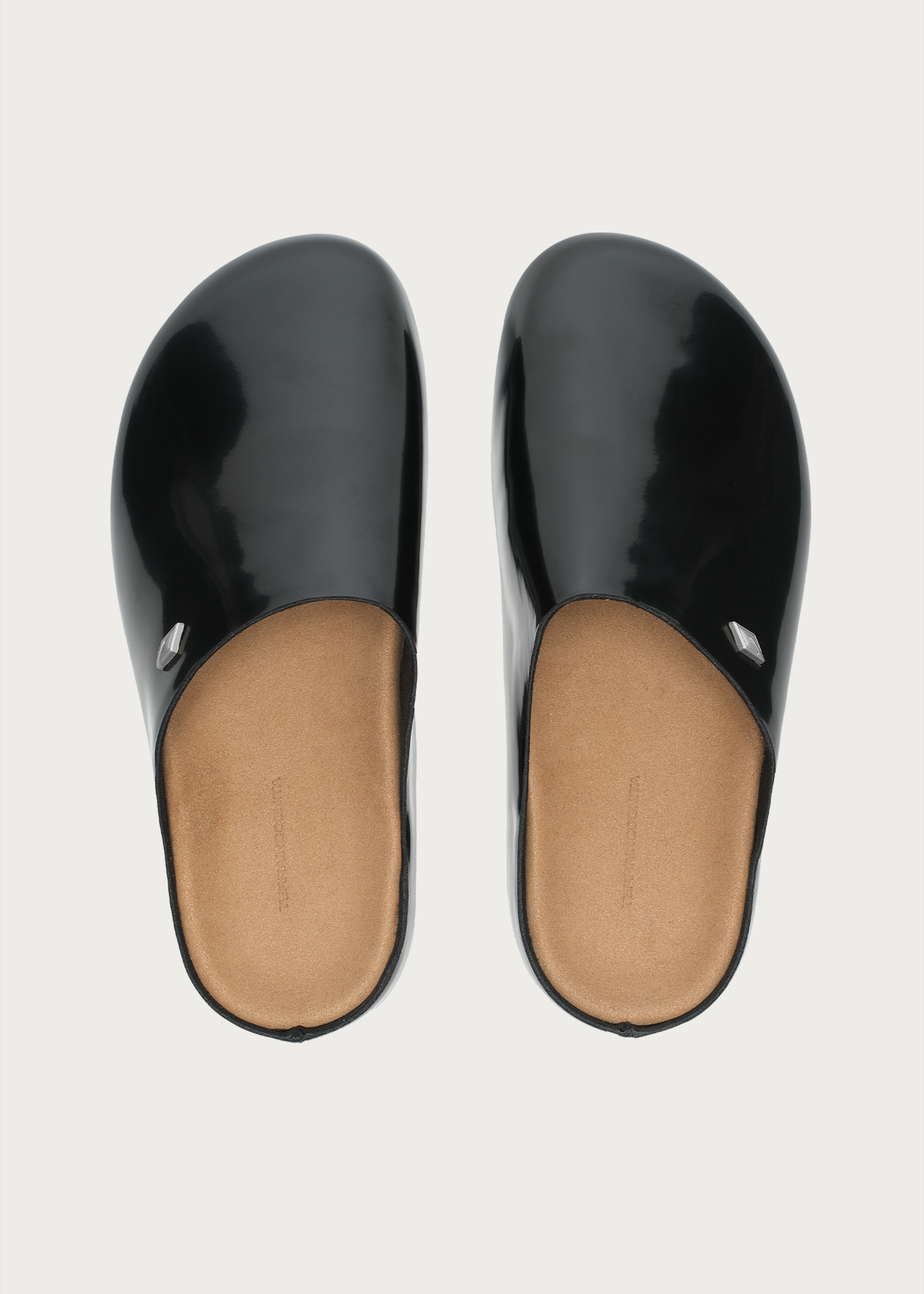 Star Emblem 3.0 Clogs Glossy Black
