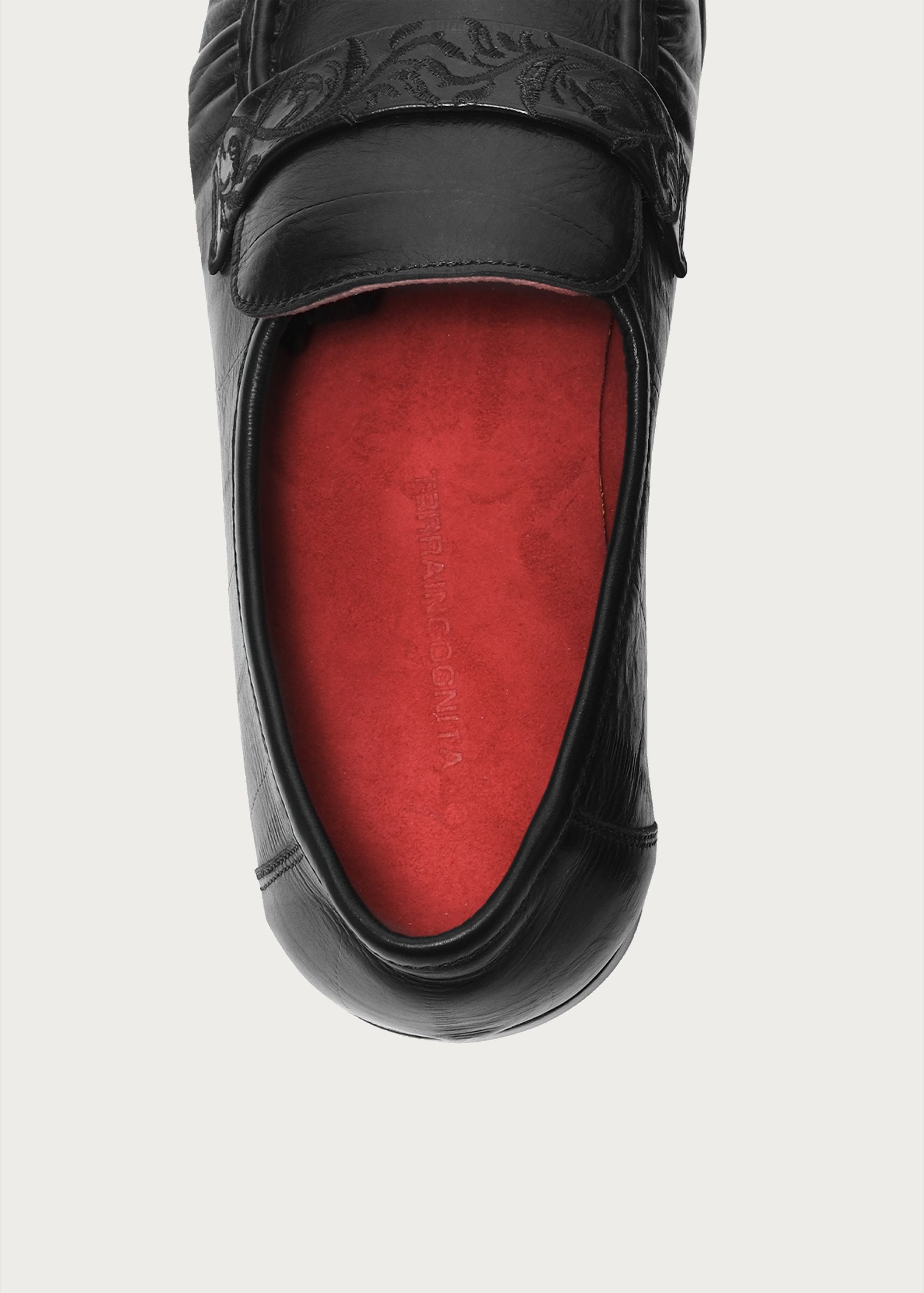 Vine-Engraved Loafers Elegant Black