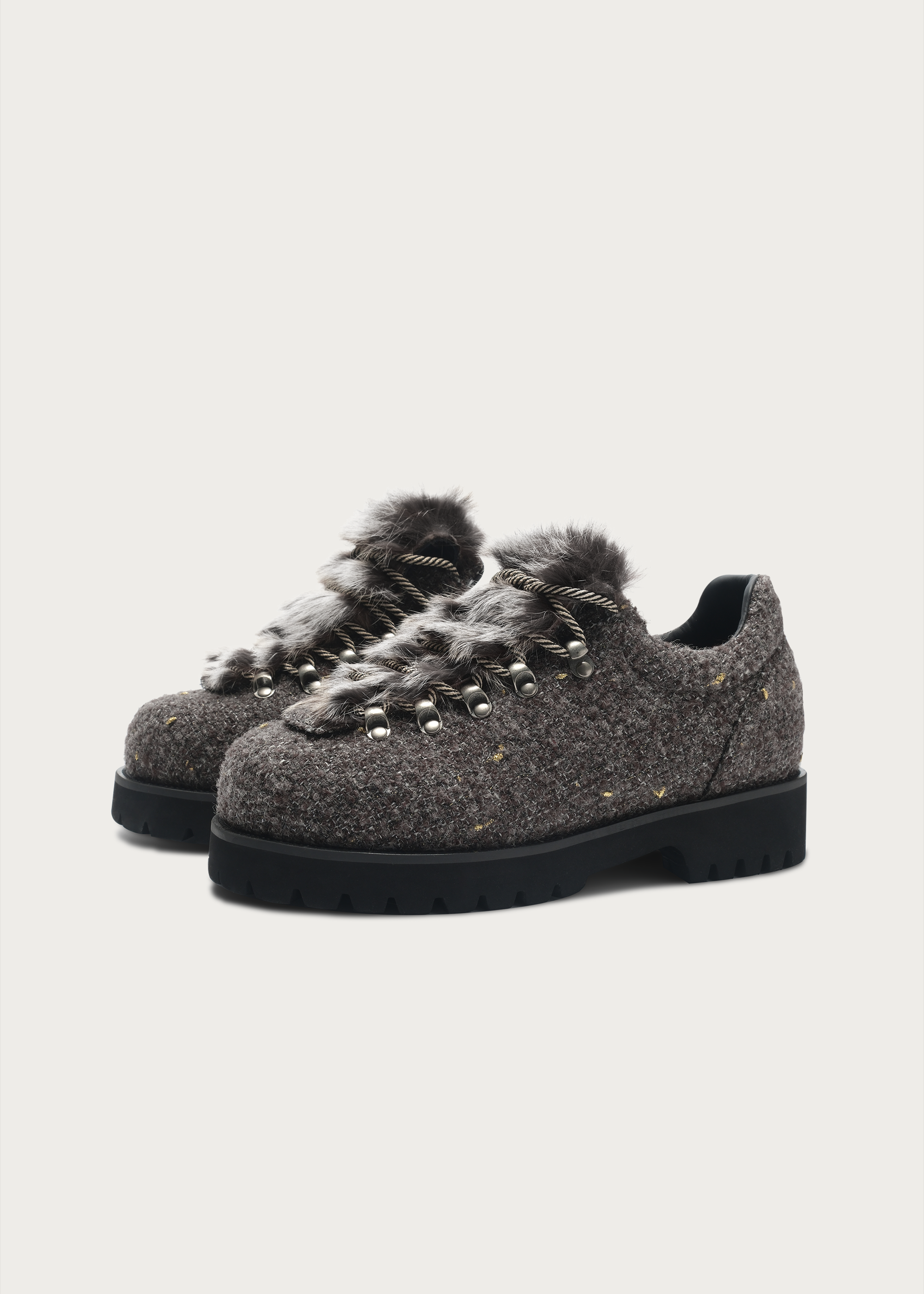Outdoor-Inspired Wool Shoes Gray