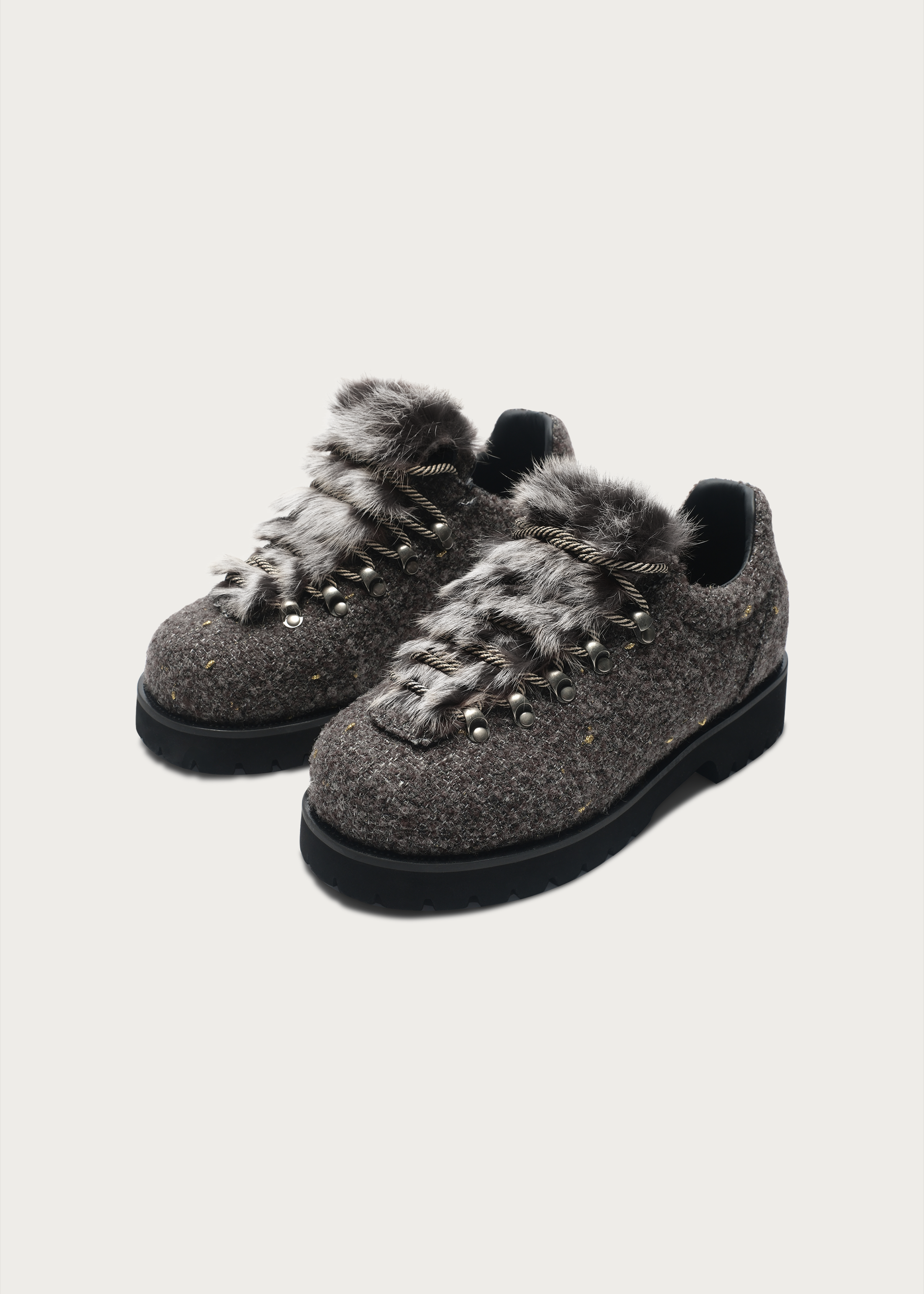 Outdoor-Inspired Wool Shoes Gray